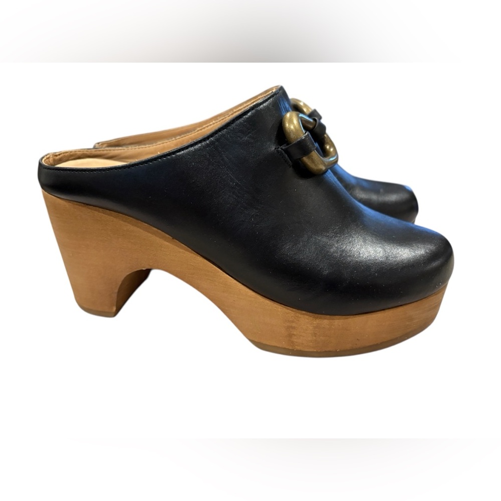 Frame Denim Black and Tan Leather Mules